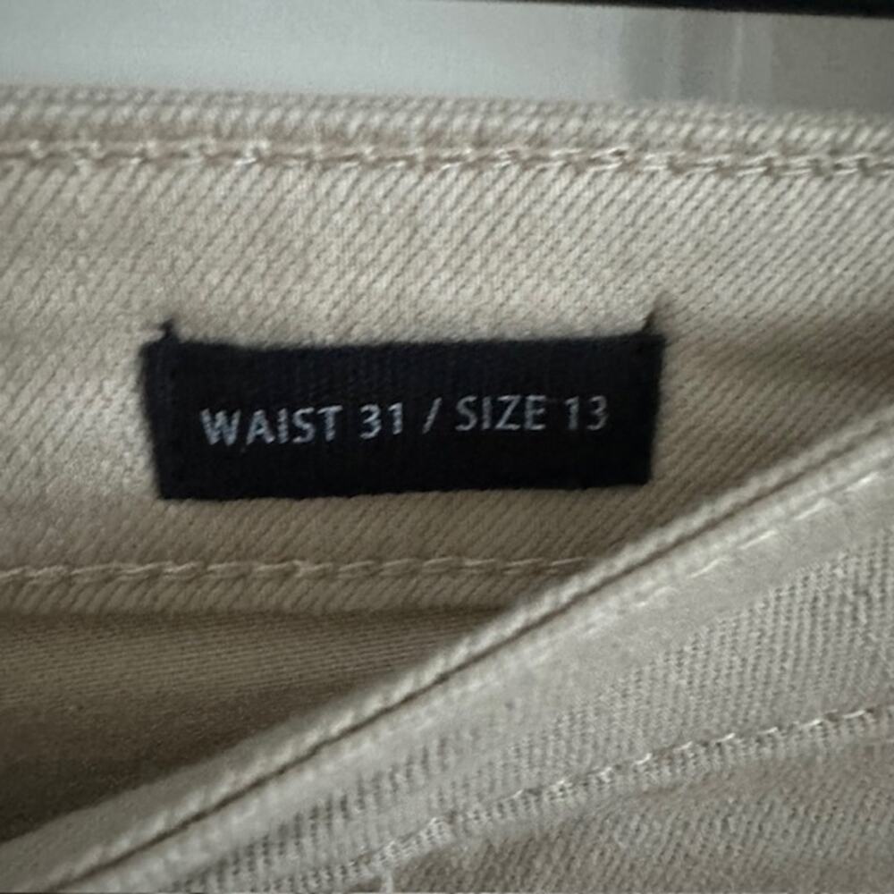 Risen NWT Khaki Mid-Rise Raw Hem Straight Leg Jeans Size - 31/13 - Picture 9 of 11